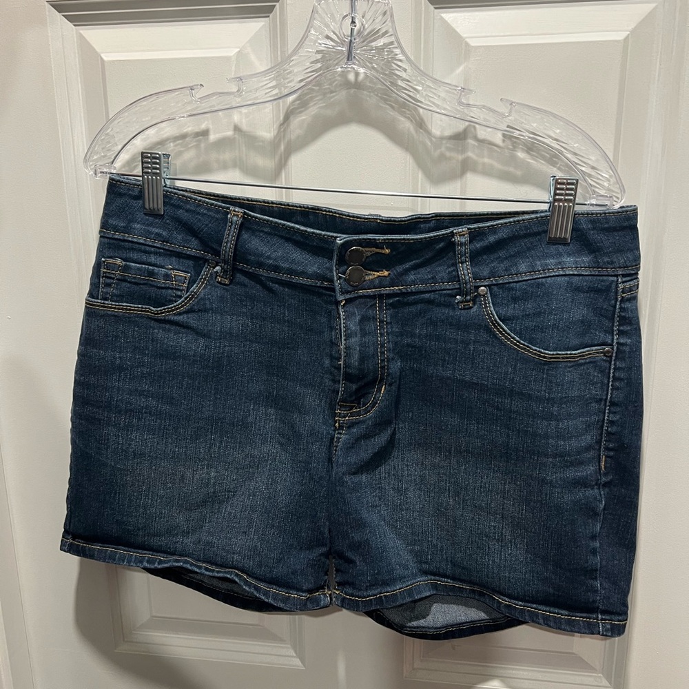 Apt. 9 Classic Indigo Shorts